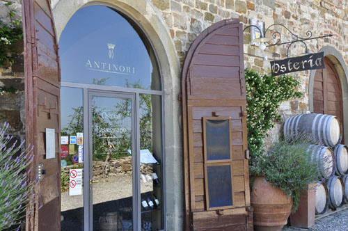 entrance to Osteria a Passignano