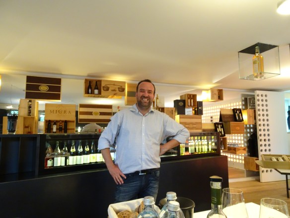 Gerhard Kracher in the Kracher tasting room